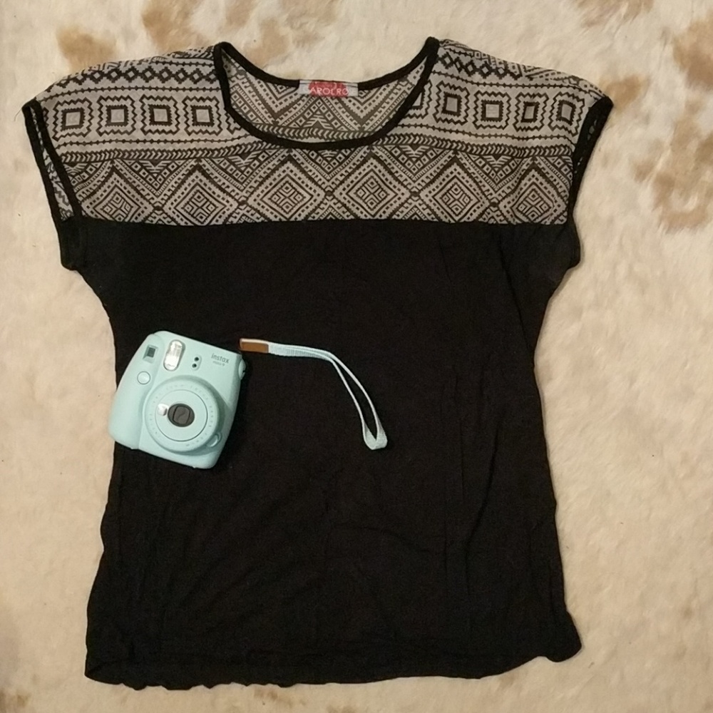 Black tribal print tshirt